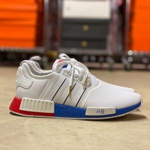 NEW Adidas Originals NMD R1 Mens Runners Size 9.5